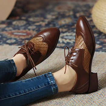 EAGSITY Britisk stil brun oxford sko kvinder casual brogue ægte læder firkantet hæl spidse tå derby sko