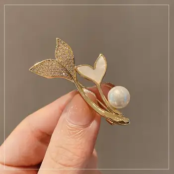 Vintage Perle med Rhinestone Fishtail Broche for Kvinder Barok Perle Brocher Pins Party Bryllup Gaver, Tøj, Smykker Tilbehør