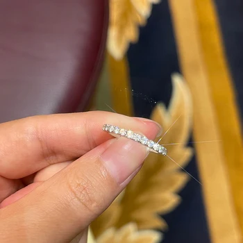 Anziw Classic Stabelbar Ringe 925 Sterling Sølv 2mm D Moissanite Evighed Band Bryllup Engagement Ring for Kvinder Fine Smykker